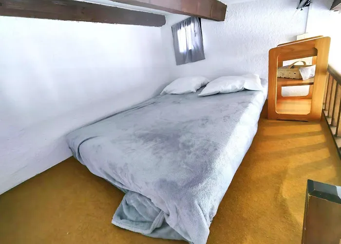 Διαμέρισμα Mezzanine Au Coeur De La Pinede, A 800m De La Plage, 4 Pers, Parking Privatif - Fr-1-607-191